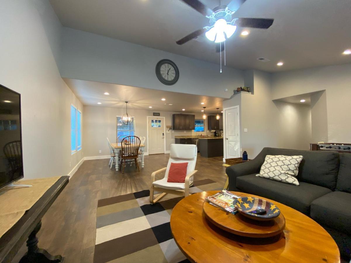 Texas Hill Country Ranch House - Great Views - Near Hidden Falls Park Smithwick Екстер'єр фото